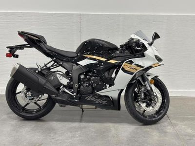2026 Kawasaki Ninja ZX-6R - Photo 4