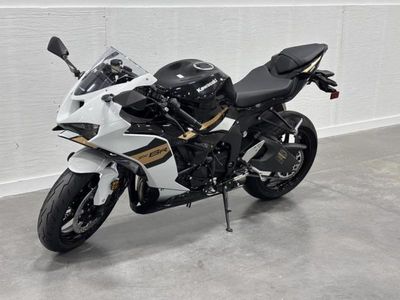 2026 Kawasaki Ninja ZX-6R - Photo 5