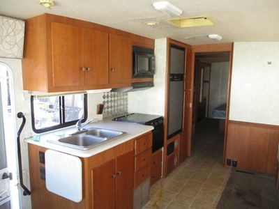 2008 Winnebago Sunova - Photo 21