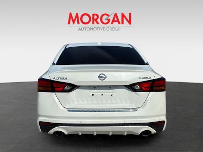2020 Nissan Altima — side profile view