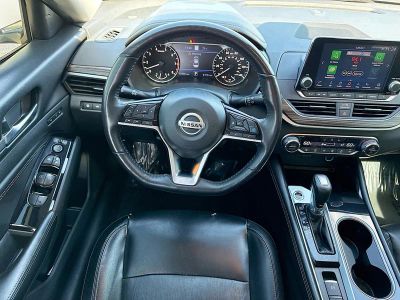 2020 Nissan Altima — photo 14 view