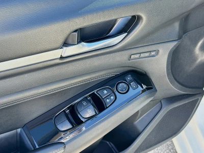 2020 Nissan Altima — photo 20 view