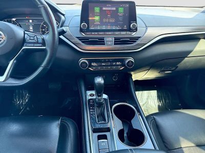 2020 Nissan Altima — photo 16 view