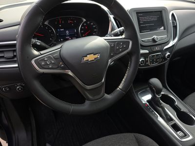 2023 Chevrolet Equinox — photo 12 view