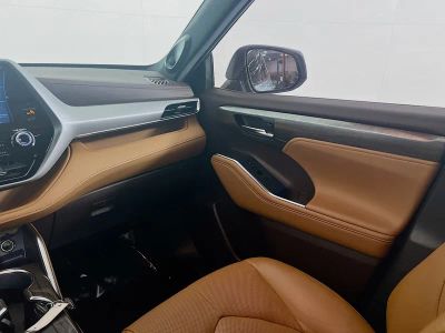 2022 Toyota Highlander — photo 20 view