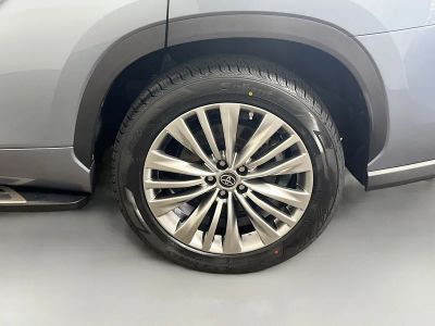 2022 Toyota Highlander — photo 26 view