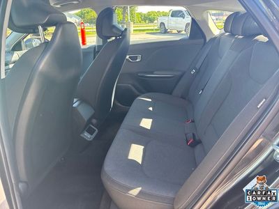 2025 Kia K4 — photo 35 view