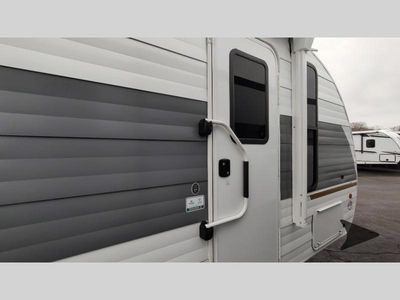 2025 Forest River RV Wildwood X-Lite - Photo 10