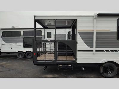 2025 Forest River RV Wildwood X-Lite - Photo 7