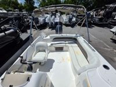 2013 Hurricane Sundeck Sport 188 OB - Photo 6