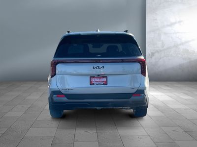 2026 Kia Carnival Hybrid — detail view