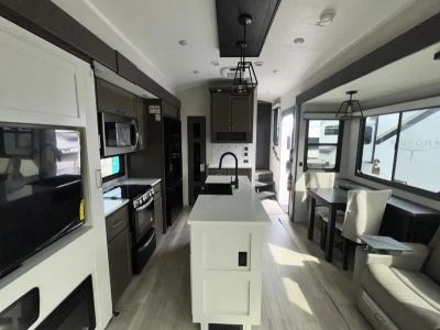 2026 Jayco MILESTONE - Photo 2
