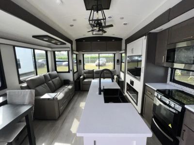 2026 Jayco MILESTONE - Photo 3