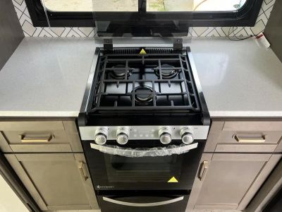 2026 Jayco MILESTONE - Photo 9