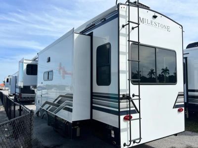 2026 Jayco MILESTONE - Photo 37