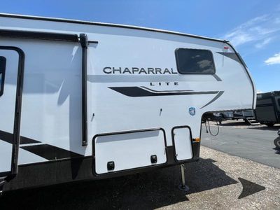 2025 Coachmen RV Chaparral Lite - Photo 9