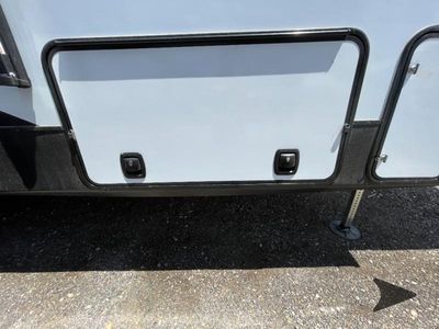 2025 Coachmen RV Chaparral Lite - Photo 11