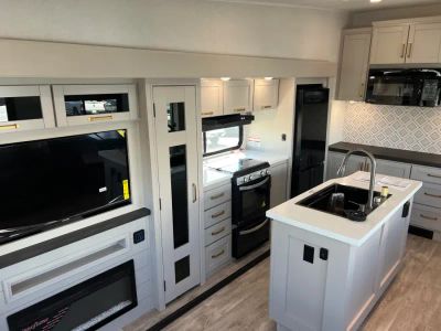 2026 Jayco SUNDANCE - Photo 9