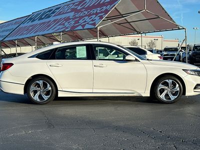 2019 Honda Accord - Photo 6