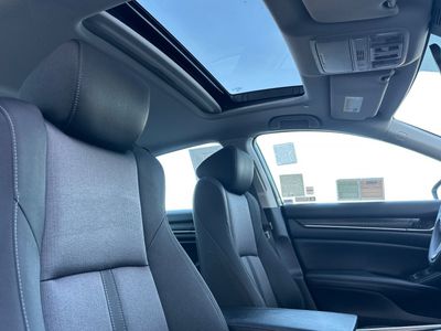 2019 Honda Accord - Photo 17
