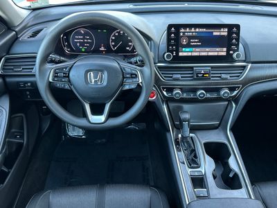2019 Honda Accord - Photo 15