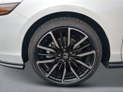 2026 Honda Accord Hybrid - Photo 9