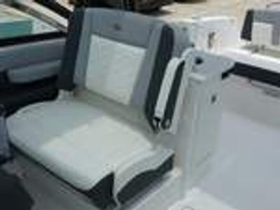 2025 Chaparral 310 OSX - Photo 31