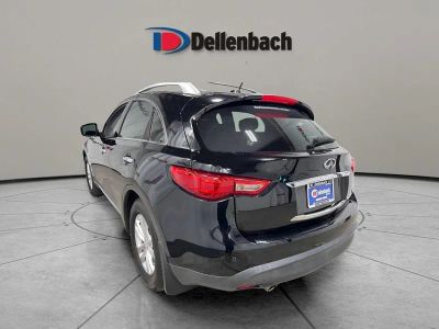 2013 INFINITI FX37 — rear three-quarter view