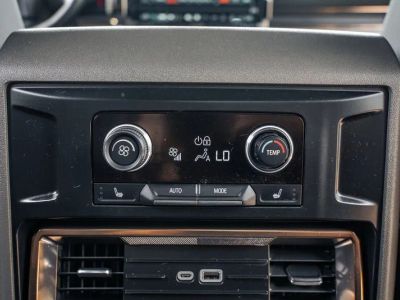 2025 GMC Hummer EV Pickup — photo 45 view