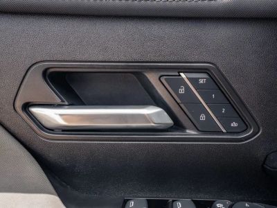 2025 GMC Hummer EV Pickup — photo 18 view