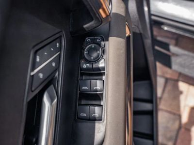 2025 GMC Hummer EV Pickup — photo 19 view