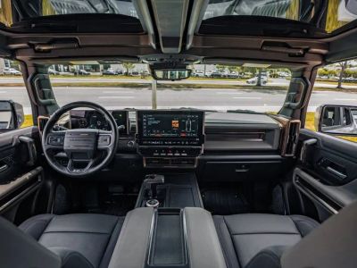 2025 GMC Hummer EV Pickup — photo 22 view