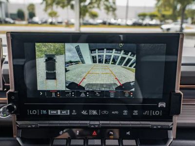 2025 GMC Hummer EV Pickup — photo 28 view