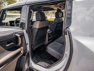 2025 GMC Hummer EV Pickup — photo 38 view
