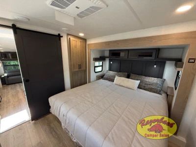 2026 Forest River RV Rockwood Signature — photo 17 view