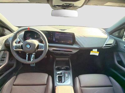 2026 BMW 2 Series — photo 17 view