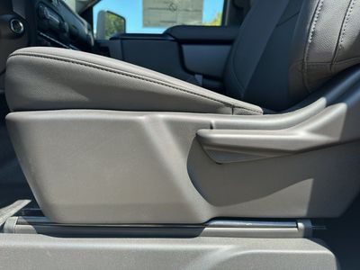 2025 Chevrolet Silverado 3500 HD Chassis Cab — photo 19 view