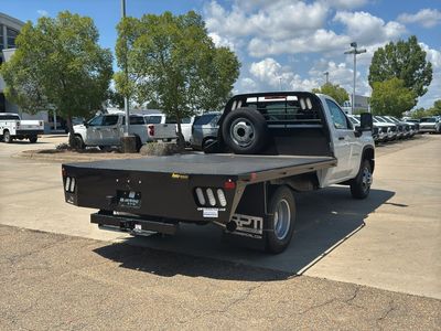 2025 Chevrolet Silverado 3500 HD Chassis Cab — photo 7 view