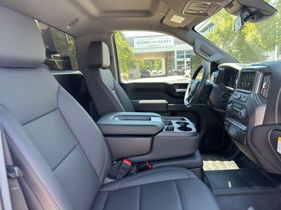 2025 Chevrolet Silverado 3500 HD Chassis Cab — photo 20 view