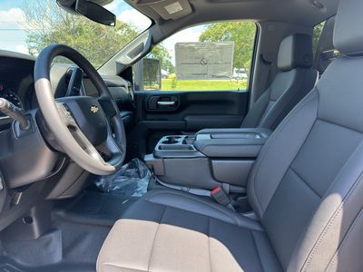 2025 Chevrolet Silverado 3500 HD Chassis Cab — photo 9 view