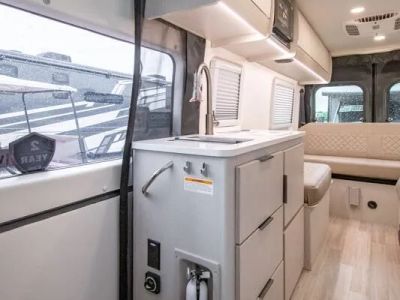 2027 Thor Motor Coach Tellaro - Photo 12