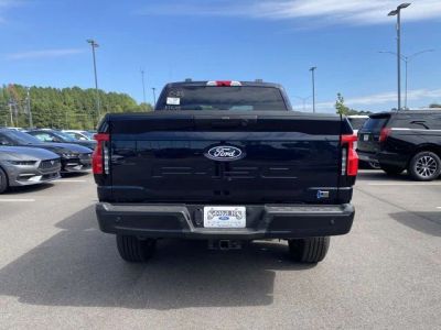 2025 Ford F-150 Lightning - Photo 4