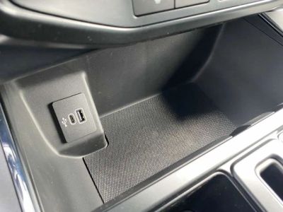2025 Ford F-150 Lightning - Photo 19