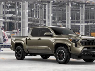 2026 Toyota Tacoma i-FORCE MAX - Photo 17