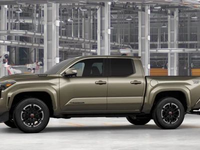 2026 Toyota Tacoma i-FORCE MAX - Photo 5