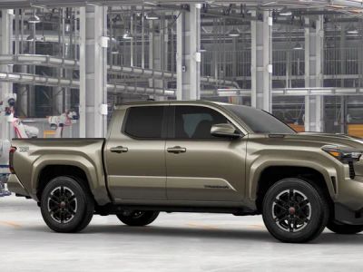 2026 Toyota Tacoma i-FORCE MAX - Photo 16