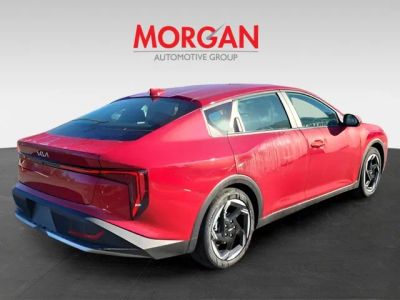 2025 Kia K4 — side profile view