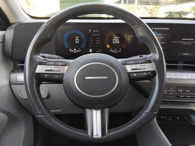 2024 Hyundai Kona — photo 12 view