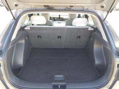 2024 Hyundai Kona — photo 11 view