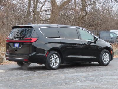 2024 Chrysler Pacifica — rear three-quarter view